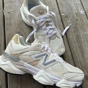 New Balance Men’s White and Tan Sneakers